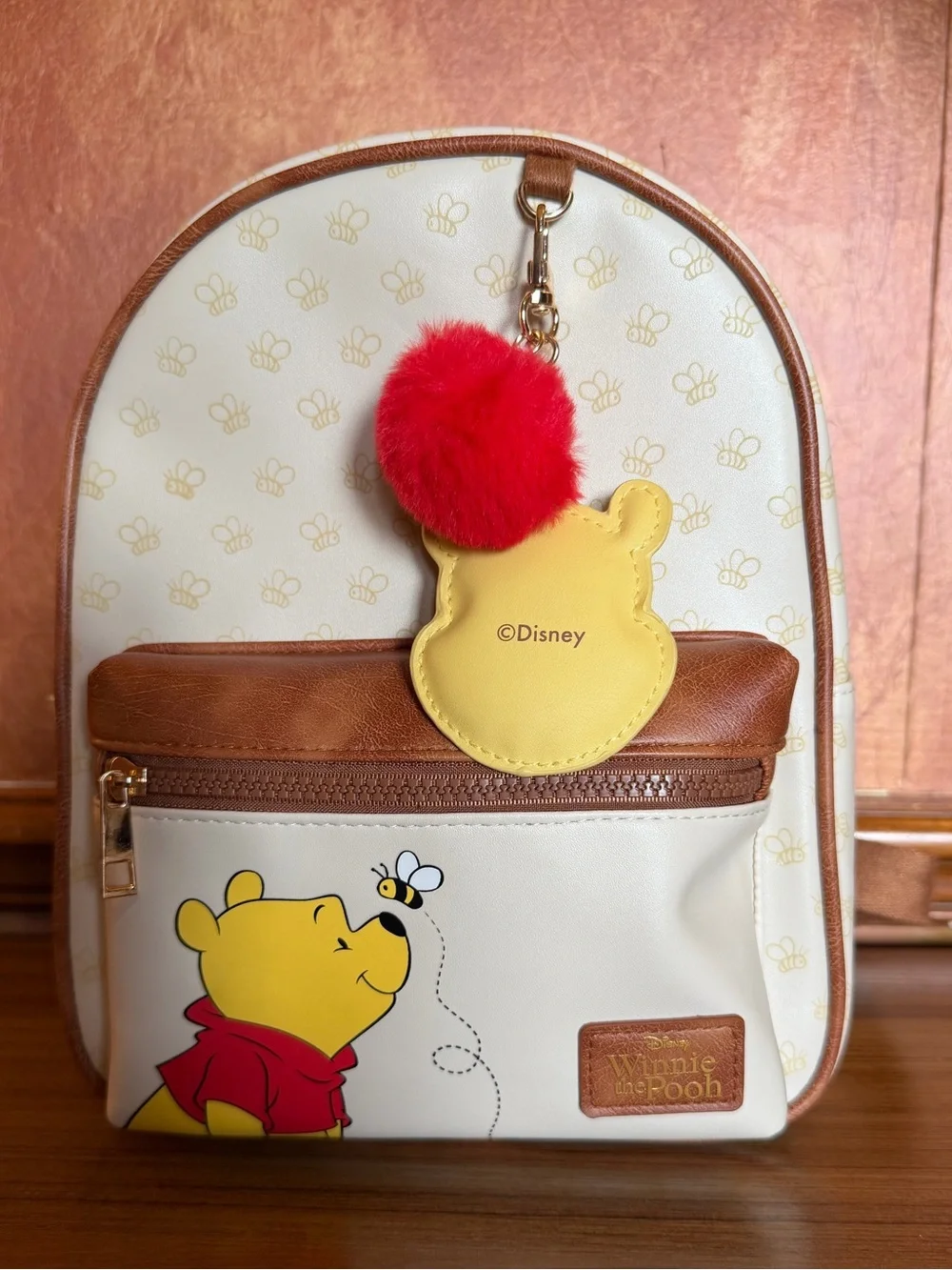 Disney Winnie the Pooh Mini Backpack Bioworld w/ Pooh Bag Clip EUC!